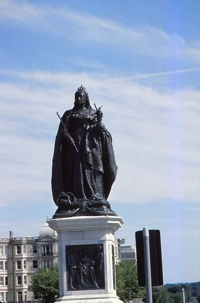 Queen Victoria Statue, Hove, Sussex, 20th century. Artist: CM Dixon