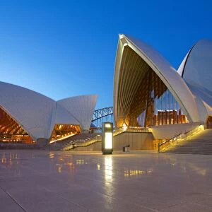 Sydney Opera House at Dusk, UNESCO World Heritage Site, Sydney, New South Wales, Australia