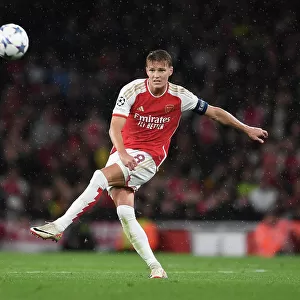 Champions League: Martin Odegaard's Brilliant Performance Leads Arsenal Past PSV Eindhoven