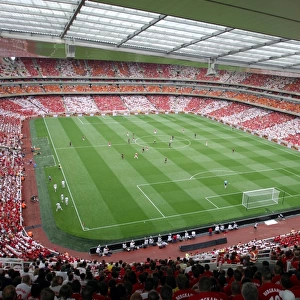 Dennis Bergkamp Farewell: Arsenal vs Ajax (2006) - A Tribute to the Dutch Maestro at Emirates Stadium