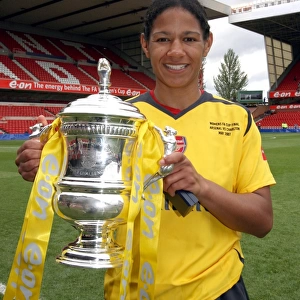Mary Phillip (Arsenal) with the FA Cup Trophy