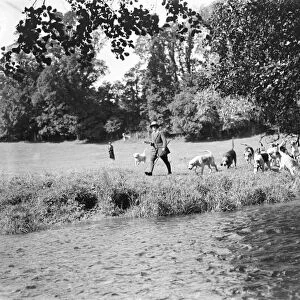 Otter hunt on the banks of the River Darent. 1939