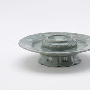 Cup stand, Koryo period, second half of 12th century (ceramic)