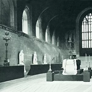 The lying in state of the Right Hon W E Gladstone in Westminster Hall (b / w photo)