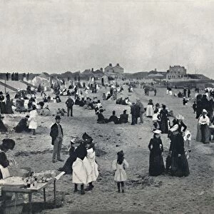 Walton-on-the-Naze - Scene on the Beach, 1895