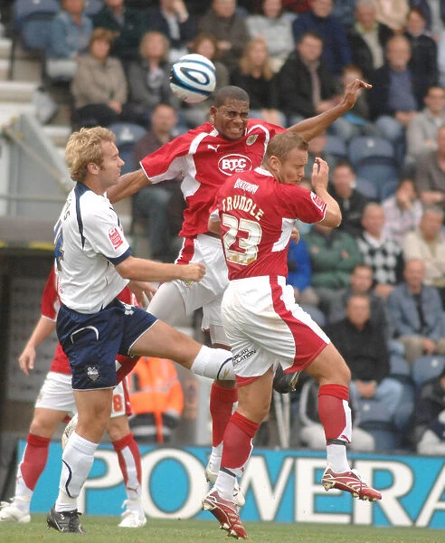 Marvin Elliott Beats Liam Chilvers and Lee Trundle in the air