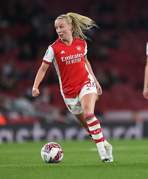 Arsenal's Beth Mead Goes Head-to-Head with Tottenham Hotspur in FA WSL Clash