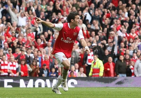 Cesc Fabregas's First Arsenal Goal: Arsenal 2-2 Manchester United (3 / 11 / 2007)