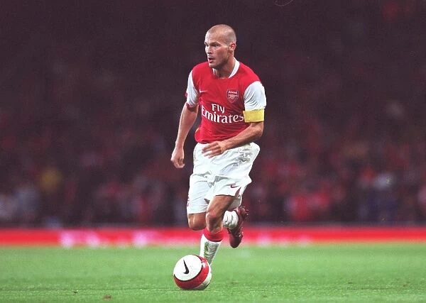 Freddie Ljungberg: Leading Arsenal to Victory over Dinamo Zagreb in the UEFA Champions League