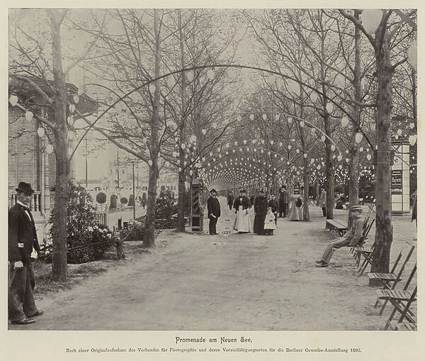 Gewerbe Ausstellung 1896: Promenade am Neuen See (b  /  w photo)