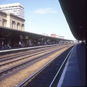 Platforms 4 and 5 at Reading Station, Berkshire