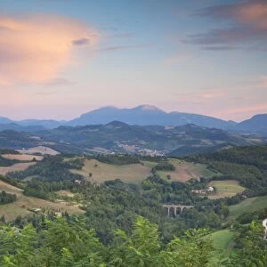Countryside around Urbino, Le Marche, Italy, Europe