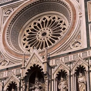 Rose window and facade of polychrome marble of the