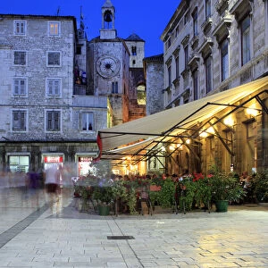 Street cafe in old city, Split, Dalmatia, Croatia