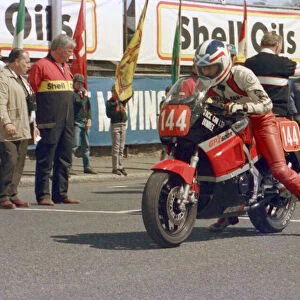 Charlie Wright (Kawasaki) 1986 Production C TT