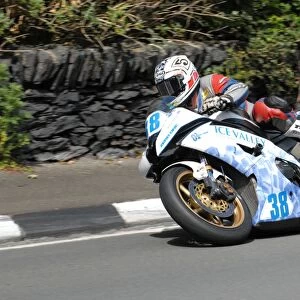 Paul Shoesmith (Yamaha) 2011 Supersport TT