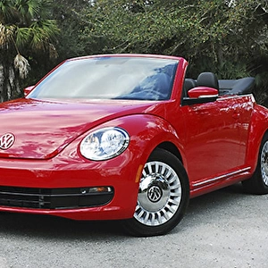 VW Volkswagen Beetle Convertible 1. 8T, 2015, Red