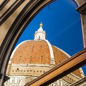 Exterior of the cathedral Santa Maria del Fiore reflected on a glass, Piazza del Duomo