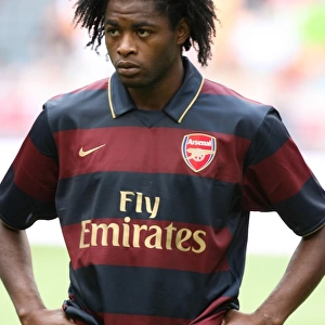 Alex Song in Action: Arsenal's 2:1 Win Against Lazio at Amsterdam ArenA (2007)