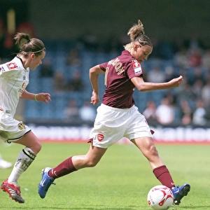 Lianne Sanderson (Arsenal). Arsenal Ladies 5: 0 Leeds United Ladies