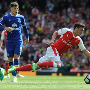 Mesut Ozil in Action: Arsenal vs Everton, Premier League 2016-17