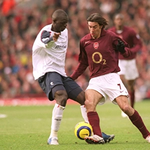 Robert Pires (Arsenal) Abdoulaye Faye (Bolton). Arsenal 0: 1 Bolton Wanderers