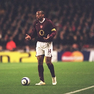 Thierry Henry at Arsenal's Highbury: 0-0 Stalemate Against Real Madrid in the UEFA Champions League, 2006