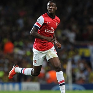 Yaya Sanogo in Action: Arsenal vs Fenerbahce, UEFA Champions League Play-offs (2013)