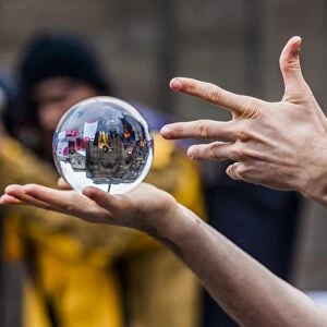The juggler Tom Pompadom at the 2015 Edinburgh Fringe Festival, Scotland
