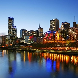 Melbourne city skyline and the Yarra River