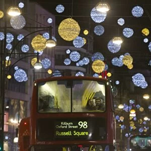 Britain-London-Lights-Bus