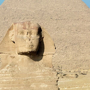 The great Sphinx with the pyramid of Khafre in the background, Giza, Cairo, Egypt, 2020 (photo)