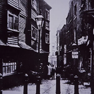 London slums, Smithfield, 1890s (b / w photo)