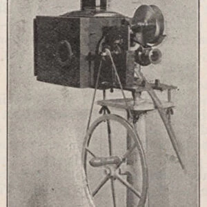 Projection aparatus used by R W Paul, inventor of the Kinetoscope (photo)