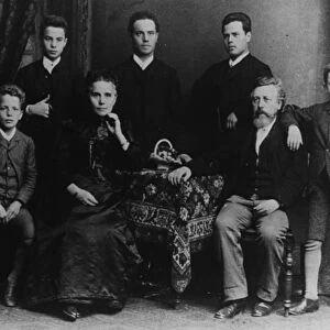 Wilhelm Liebknecht and his family (b / w photo)