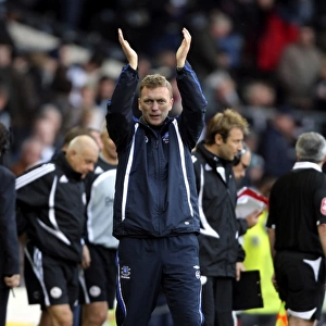 Football - Derby County v Everton Barclays Premier League - Pride Park - 28 / 10 / 07 Everton manager David Moyes applauds Mandatory Credit: Action Images / Tony
