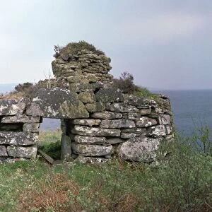 Entrance of the promontory fort Dun Gruieag