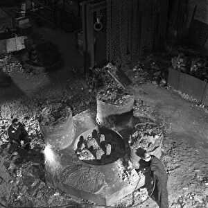 Pole magnet casting from above, Edgar Allens steel foundry, Sheffield, South Yorkshire, 1963