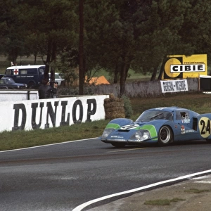 1968 Le Mans 24 hours: Henri Pescarolo / Johnny Servoz-Gavin, retired, action