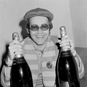 Elton John pictures on 24th March 1977, a day before his 30th birthday