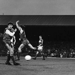 Middlesbrough player Colin Cooper in action 1986